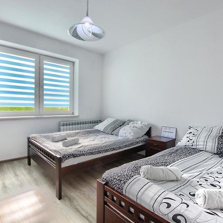 Ceglany Apartament Ustrzyki Dolne Exteriör bild