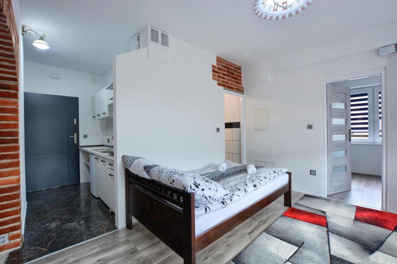 Ceglany Apartament Ustrzyki Dolne Exteriör bild