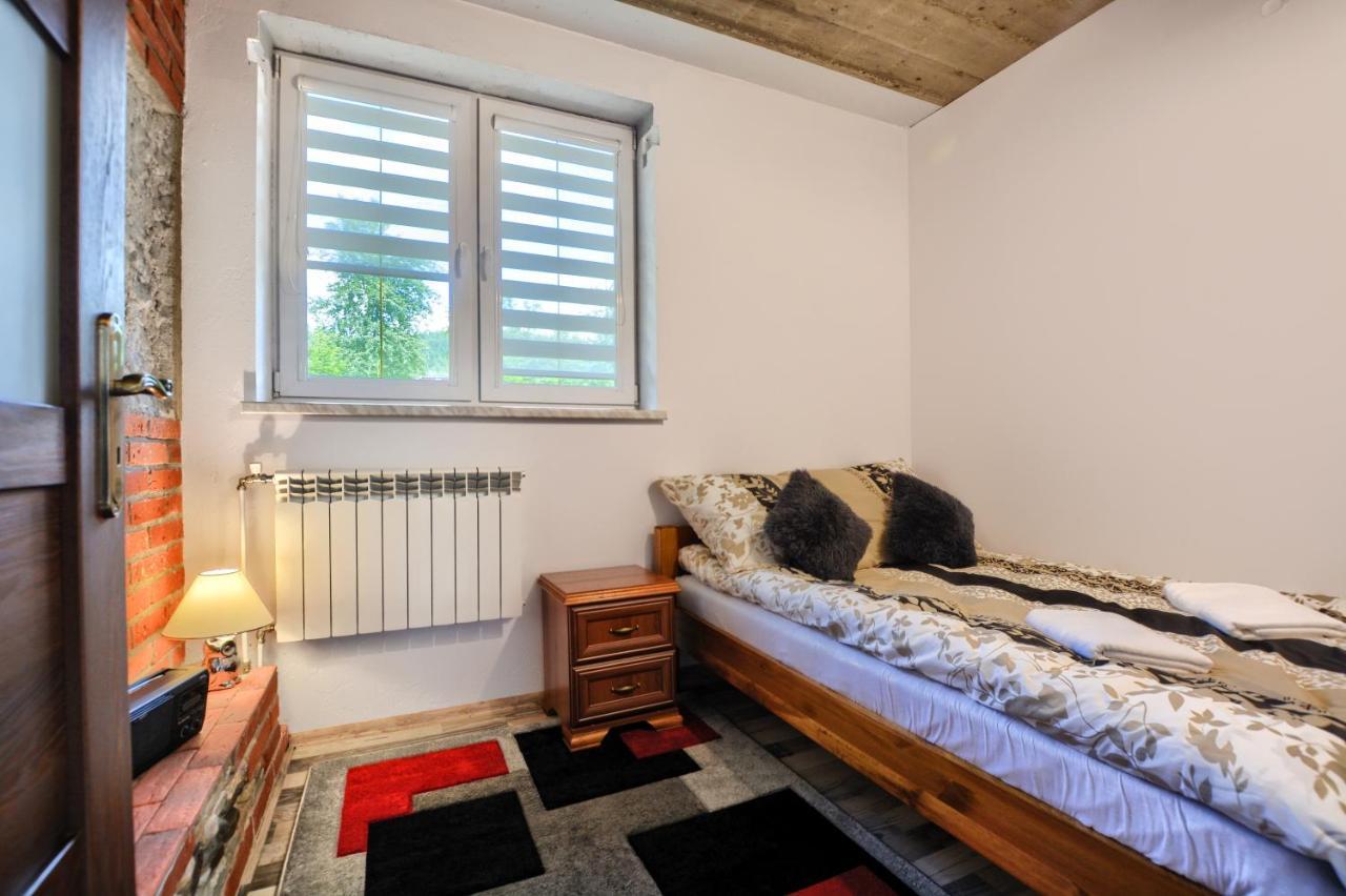 Ceglany Apartament Ustrzyki Dolne Exteriör bild