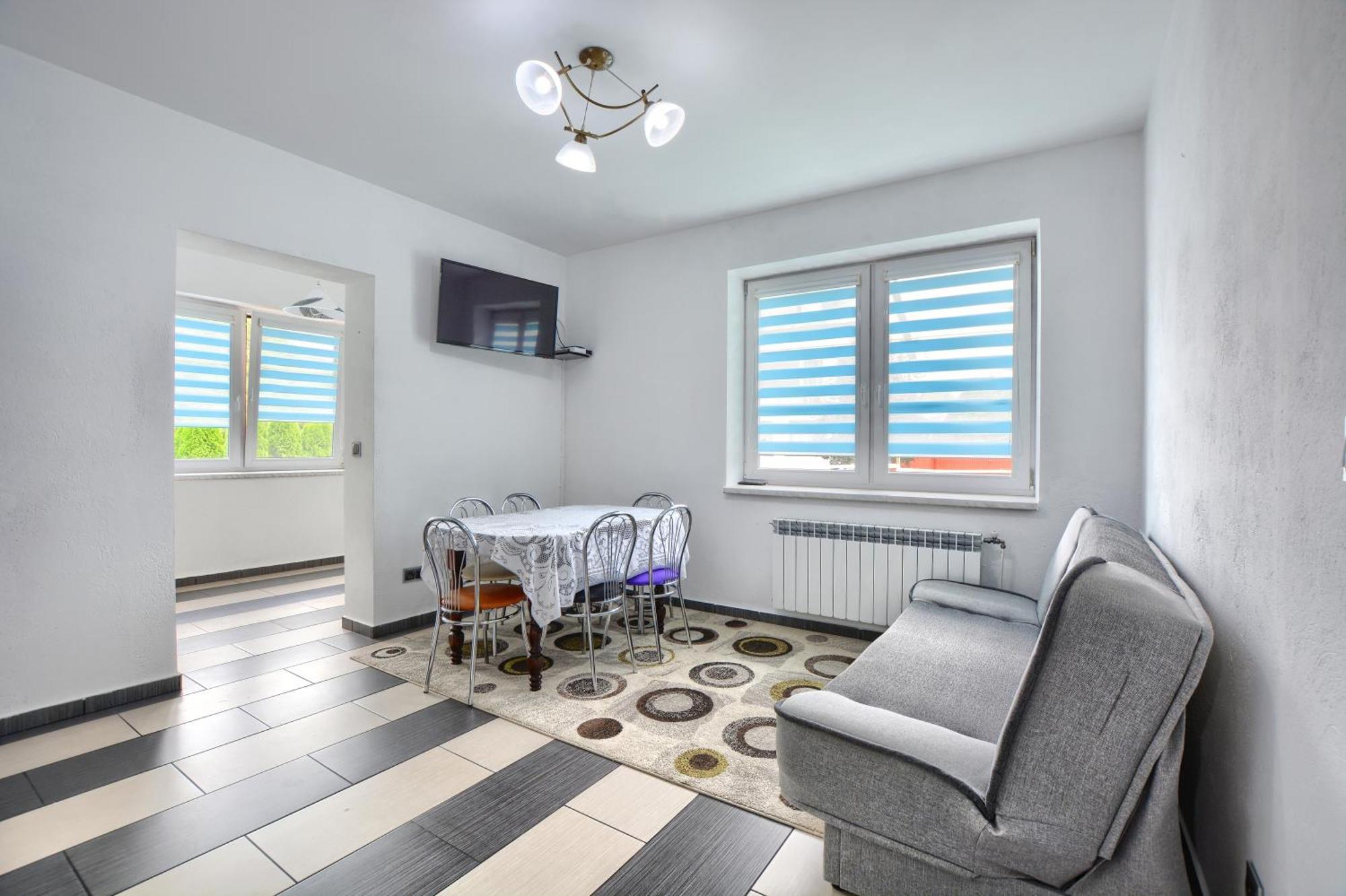 Ceglany Apartament Ustrzyki Dolne Exteriör bild